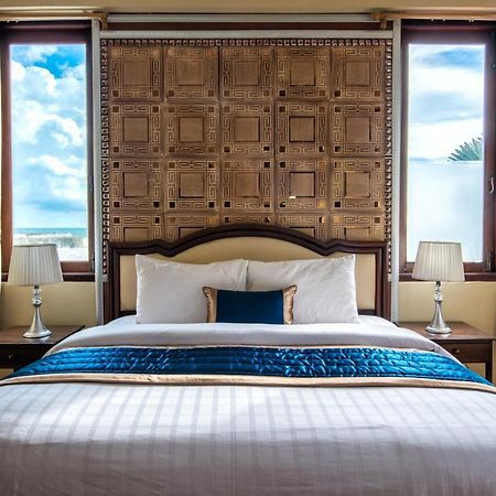 Hotel Lux Ngwesaung Exteriör bild