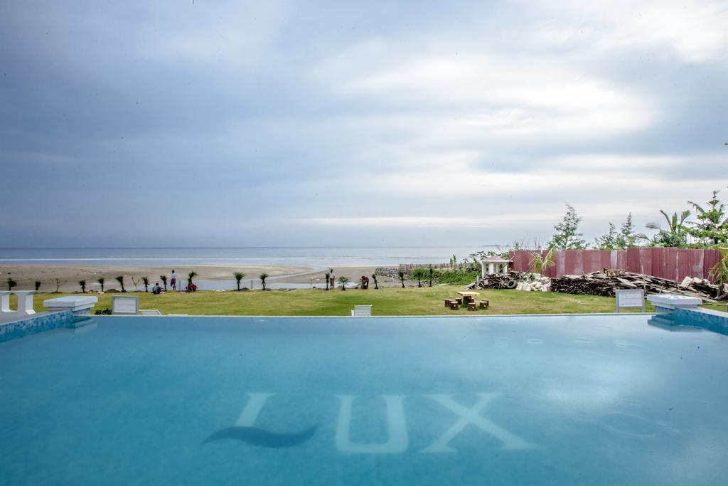 Hotel Lux Ngwesaung Exteriör bild