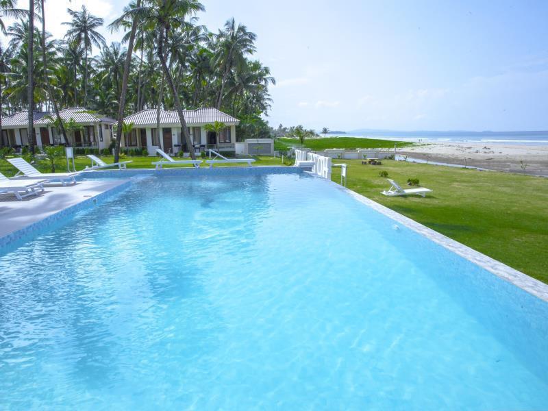Hotel Lux Ngwesaung Exteriör bild