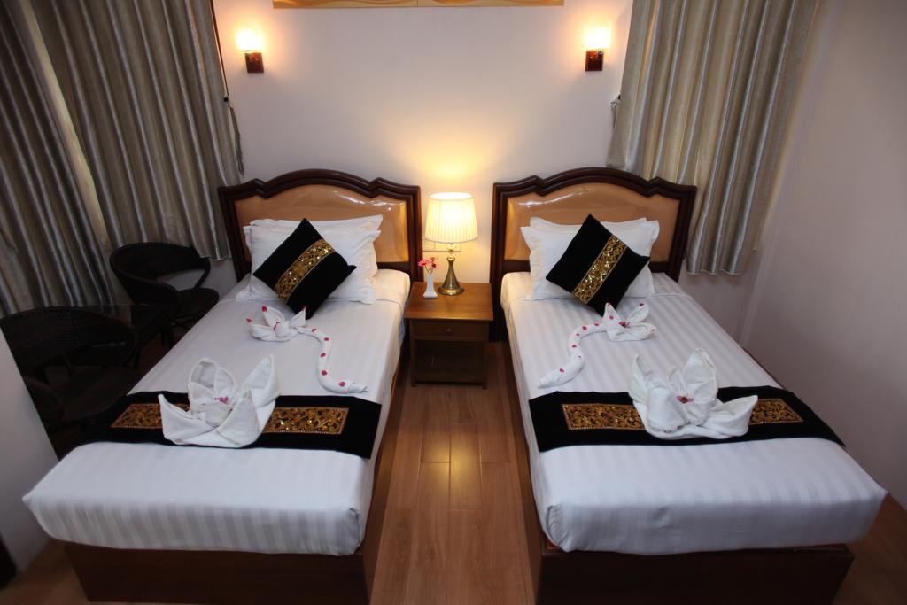 Hotel Lux Ngwesaung Exteriör bild