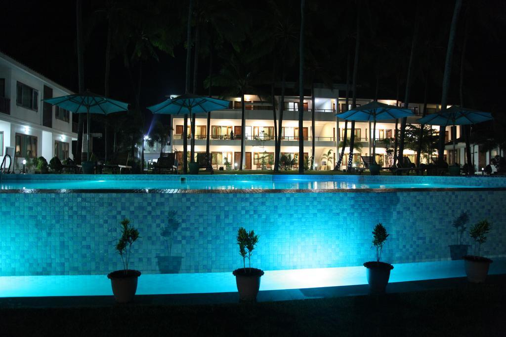 Hotel Lux Ngwesaung Exteriör bild