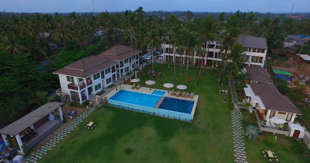 Hotel Lux Ngwesaung Exteriör bild