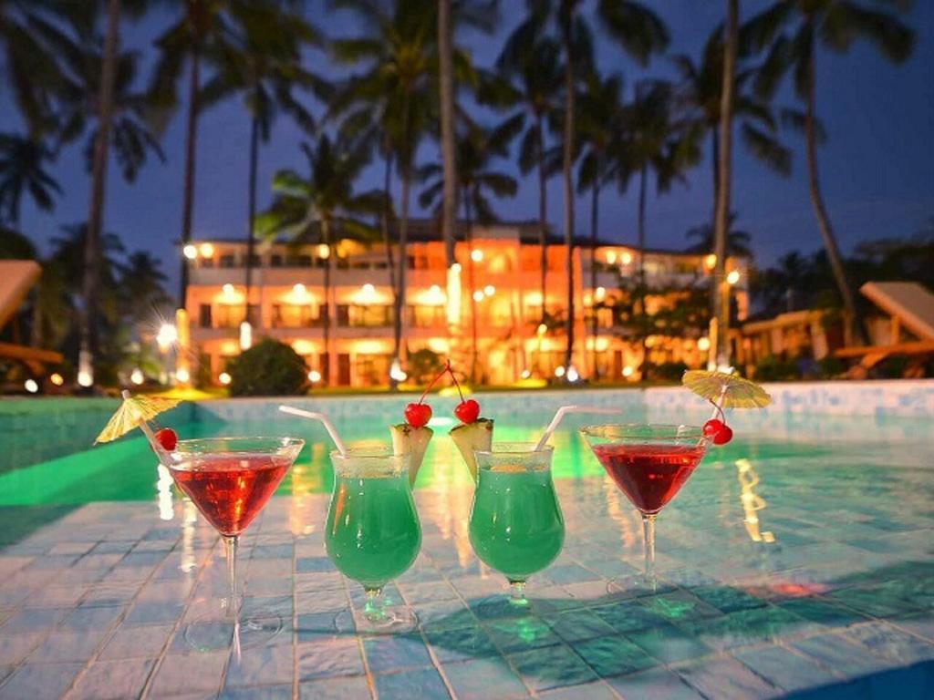 Hotel Lux Ngwesaung Exteriör bild