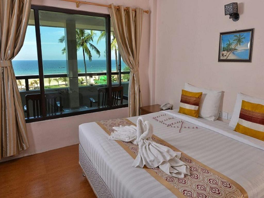 Hotel Lux Ngwesaung Exteriör bild